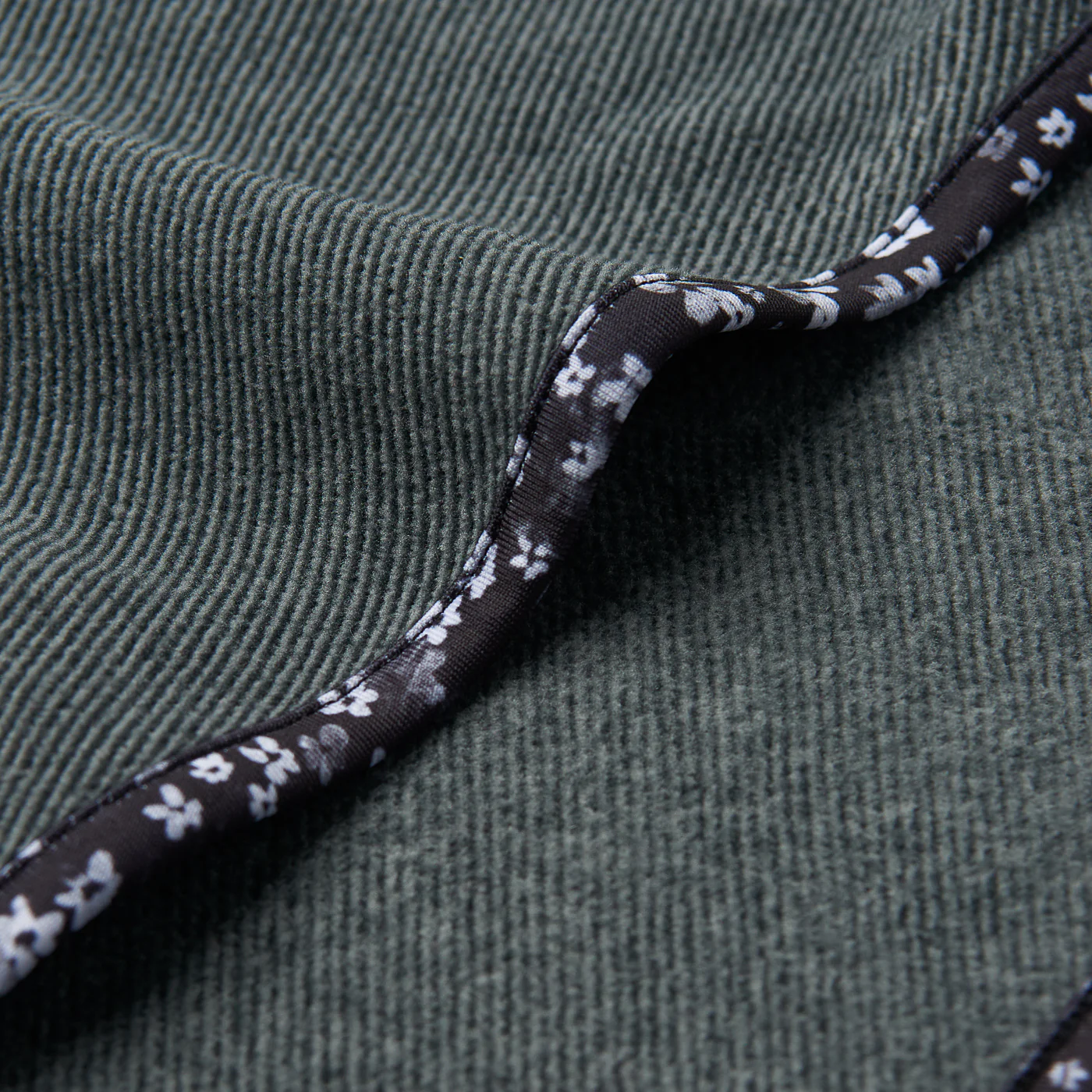 Daisy Jones | Scarflette - Image 4