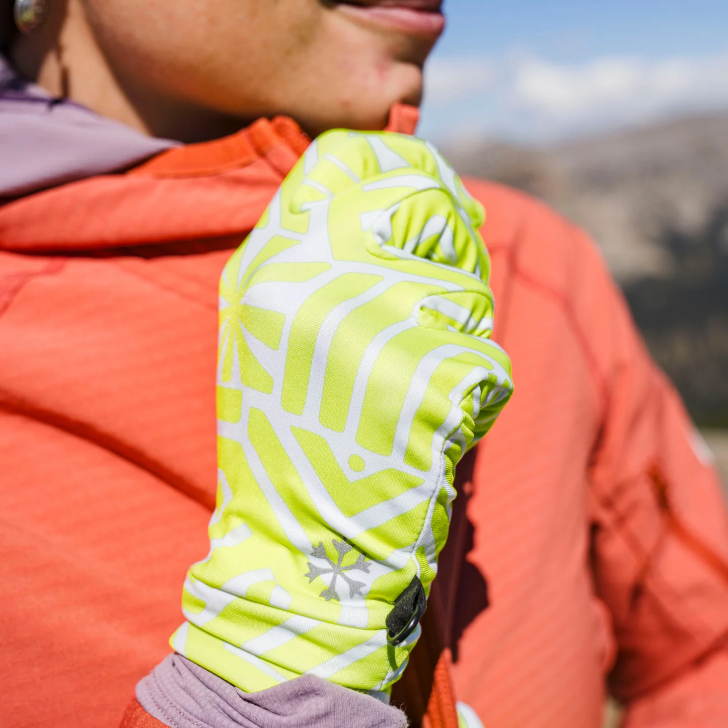 Neon Waves | Pursuit Performance Liner Glove - Image 4